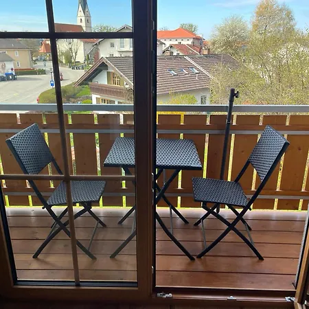 Neu! Mansi In Chiemgau Apartament